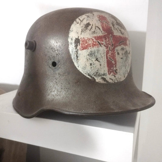 Authentique WW1 / Exceptionnelle coque casque Stahlhelm mle 16 infirmier brancardier / ET64
