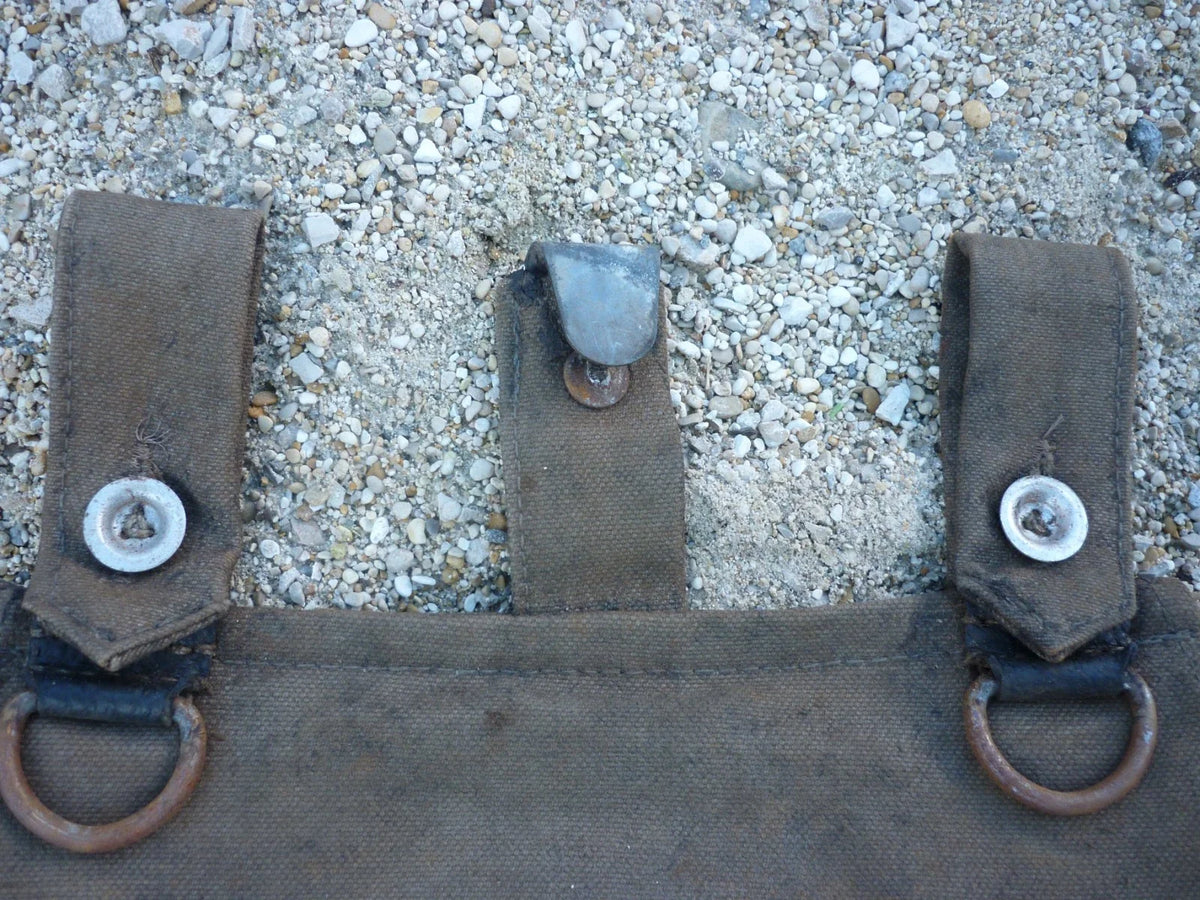 ALLEMAND WW2 SAC de CASQUE
