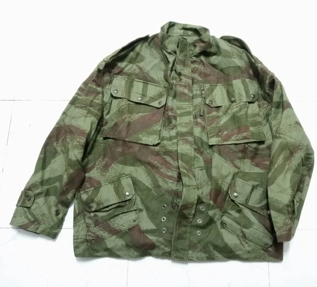 VESTE CAMOUFLÉ TAP PARACHUTISTE 47/53 EN PARFAIT ÉTAT