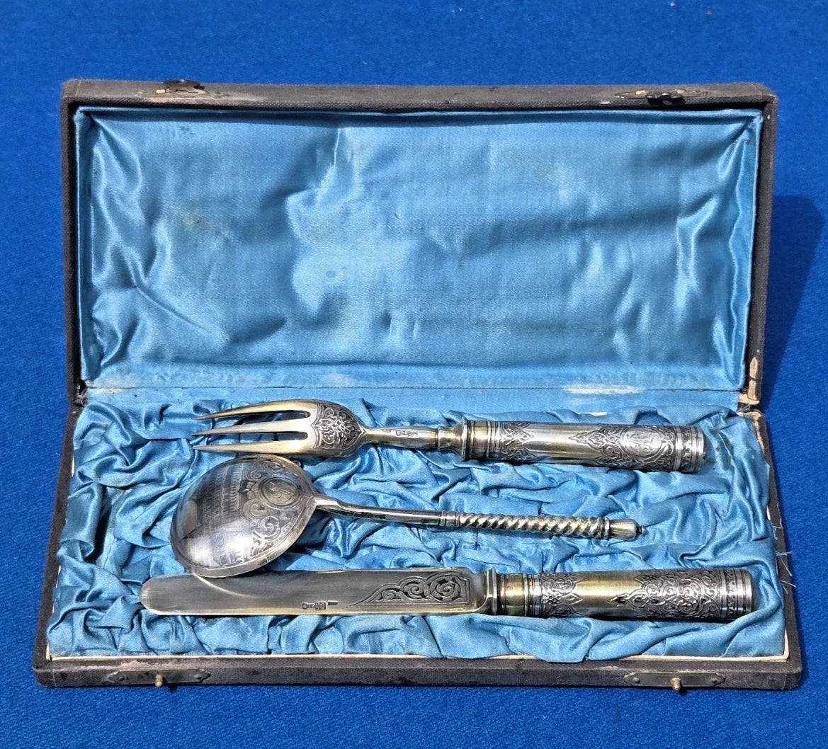 Jolies couverts anciens en ARGENT et VERMEIL RUSSE IMPERIALE NIELLE 84