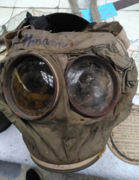 MASQUE A GAZ ALLEMAND WW1 COMPLET AVEC NOM DU SOLDAT VERDUN FEVRIER 1916