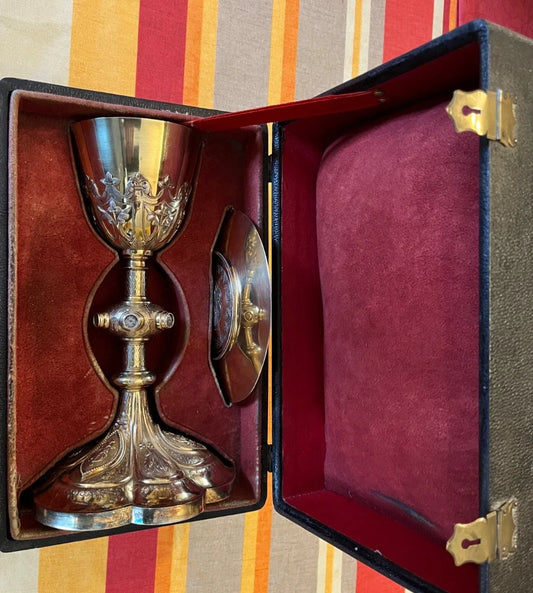 RELIGION: SUPERBE CALICE: et sa PATEME - En ARGENT MASSIF et VERMEIL