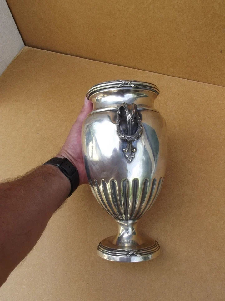 Ancien grand vase FOUQUET LAPAR en argent massif poinçons minerve éstampillé