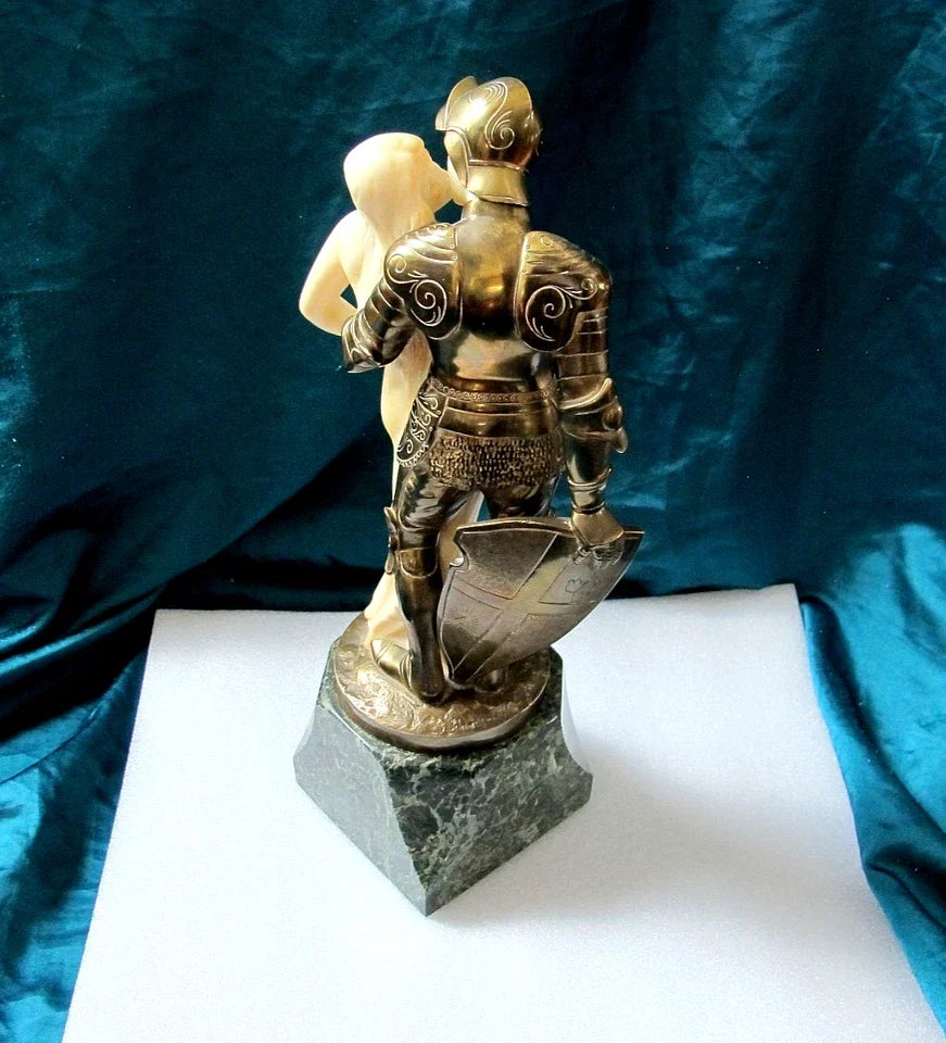 1 sur 253 ERICH SCHMIDT-KESTNER Sculpture Art Nouveau en bronze et albâtre "Lovers" 1910