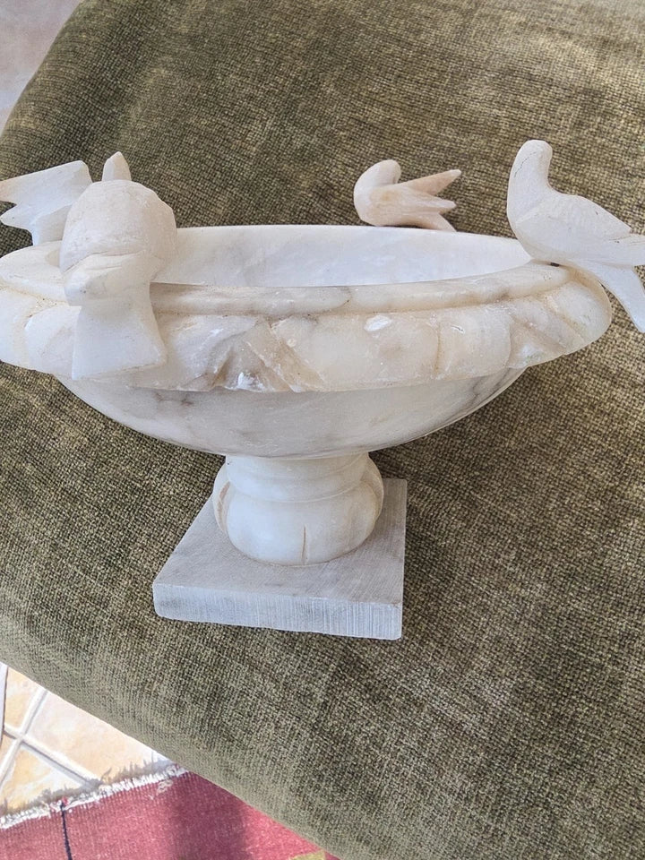 Ancien piédestal sculpture 4 colombes bain oiseau marbre albâtre sculpté italien-