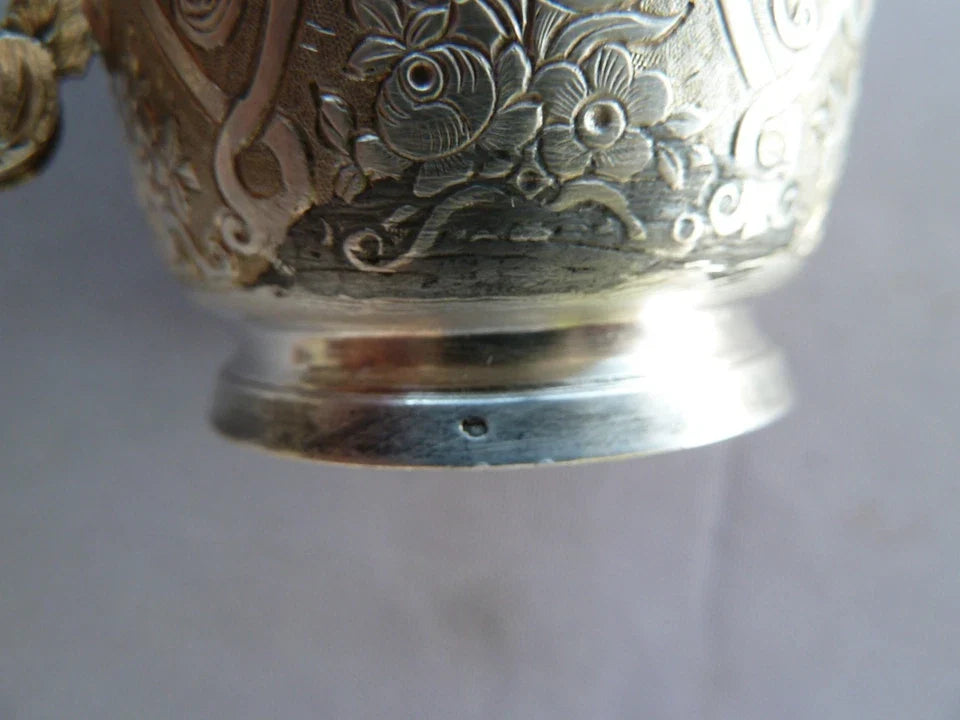 Ancienne belle tasse et sous tasse à café en argent massif minerve