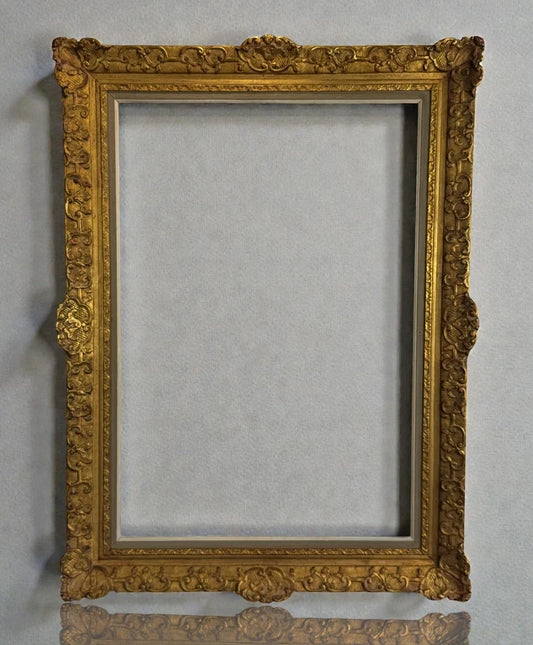CADRE ANCIEN DE STYLE LOUIS XV EN BOIS ET STUC DORÉ POUR PEINTURE 74 cm x 51 cm