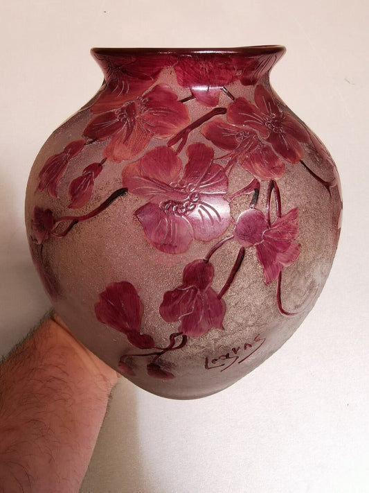 Superbe Vase RUBIS signé LEGRAS , décor Prunus dégagé à l'acide / verre Overlay